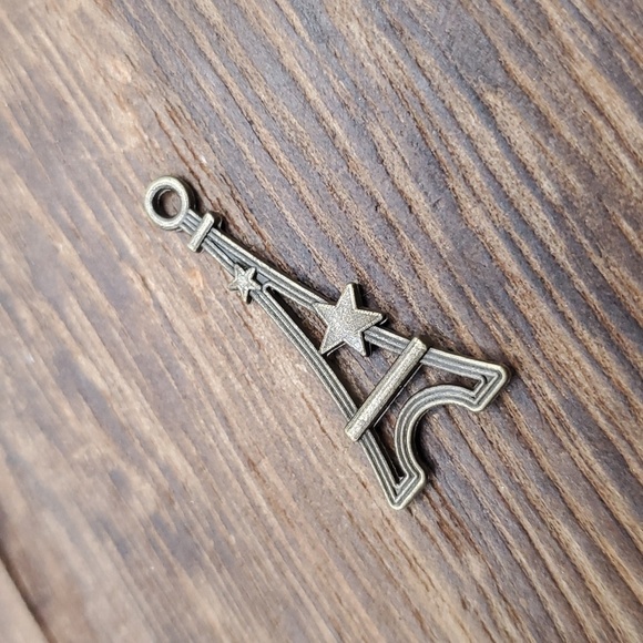 Starry night at the eiffel tower charm P106 - Picture 1 of 1
